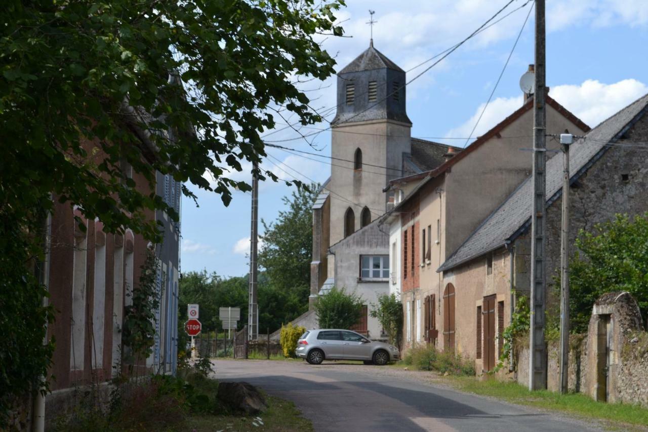 Appartement Passe Partout Lucenay-l'Eveque Kültér fotó